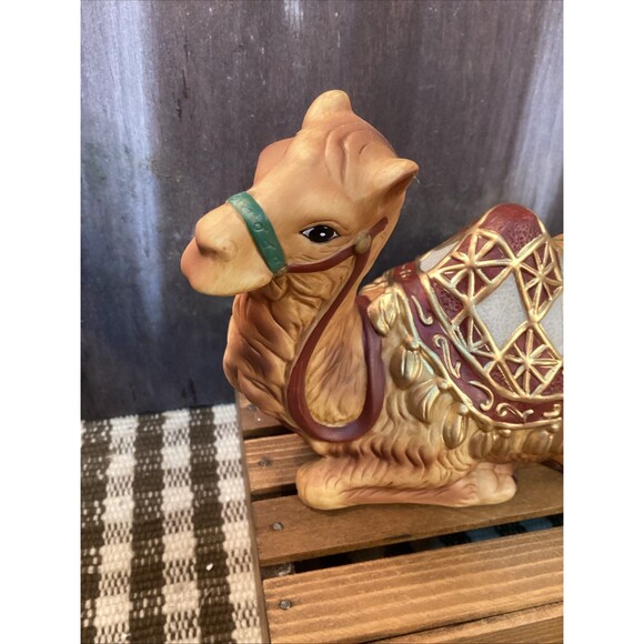 Hawthorne Village Thomas Kinkade Nativity "Seated Camel" Sculpture Figurine 2002 - Picture 5 of 12